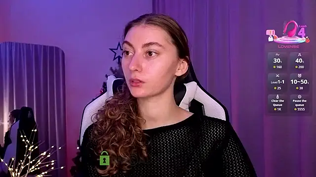 lady curls online show from 12/14/25, 08:58