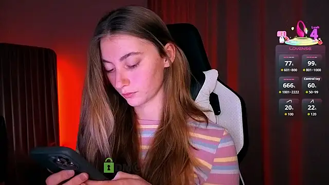 Snapshot of lady_curls chatting on 02/19/26, 11:23 lady curls online show from 02/19/26, 11:23