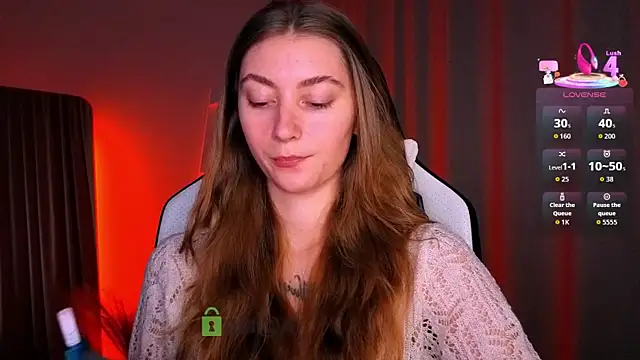 Snapshot of lady_curls chatting on 02/15/26, 11:36 lady curls online show from 02/15/26, 11:36