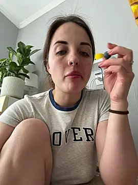 AmiLavs online show from 03/15/26, 10:00
