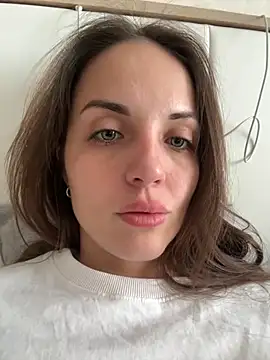 AmiLavs online show from 11/20/25, 06:36