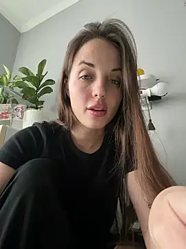 AmiLavs online show from 12/22/25, 11:21