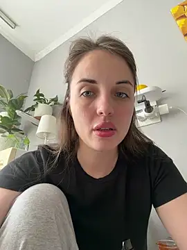 AmiLavs online show from 04/09/26, 10:32