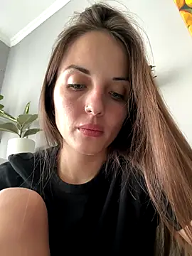 AmiLavs online show from 11/08/25, 11:25