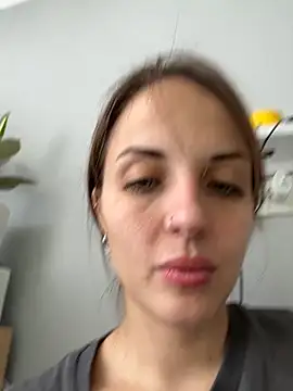 AmiLavs online show from 11/17/25, 09:02