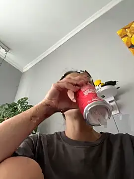 AmiLavs online show from 11/05/25, 10:40