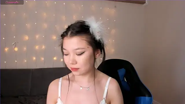 Snapshot of hoshina_sayeri chatting on 01/28/25, 08:58 hoshina sayeri online show from 01/28/25, 08:58