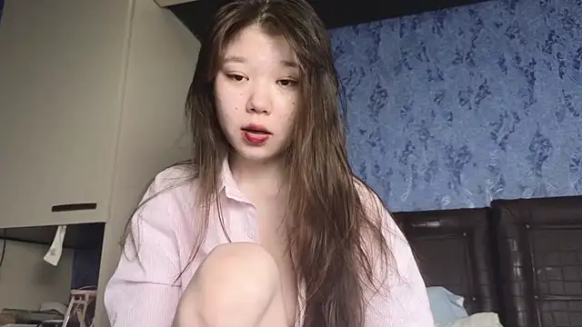 Snapshot of hoshina_sayeri chatting on 06/08/26, 12:06 hoshina sayeri online show from 06/08/26, 12:06