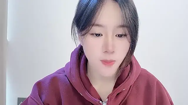 chloe-01 online show from 11/24/25, 03:28