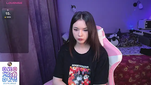 Snapshot of young_belle_ chatting on 02/11/25, 05:37 young belle online show from 02/11/25, 05:37