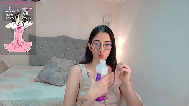 Snapshot of brooklove_doll chatting on 03/12/25, 07:58 brooklove doll online show from 03/12/25, 07:58