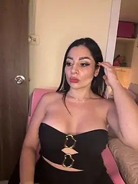 MOMALANA online show from 10/17/25, 09:27