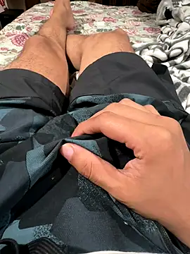 sonug0912 online show from 11/02/25, 11:48