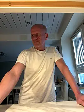 malematureisbest online show from 12/19/25, 11:56