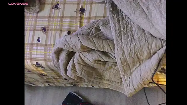 Snapshot of YeKaterinas chatting on 02/11/25, 11:01 YeKaterinas online show from 02/11/25, 11:01