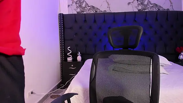 MaximusDick1  online show from 05/29/26, 12:44