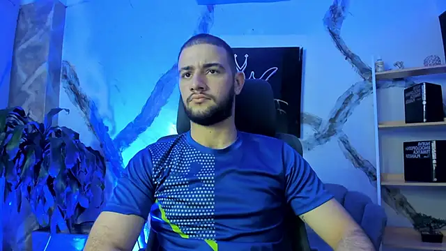 MaximusDick1  online show from 03/15/26, 12:12