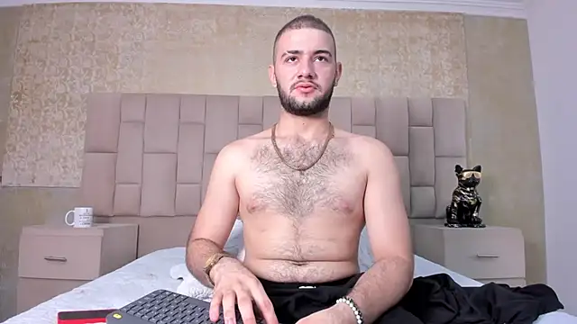 MaximusDick1  online show from 10/15/25, 03:38