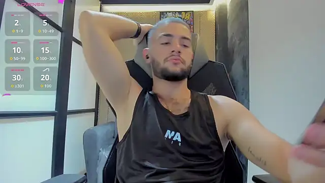 MaximusDick1  online show from 02/12/26, 12:05