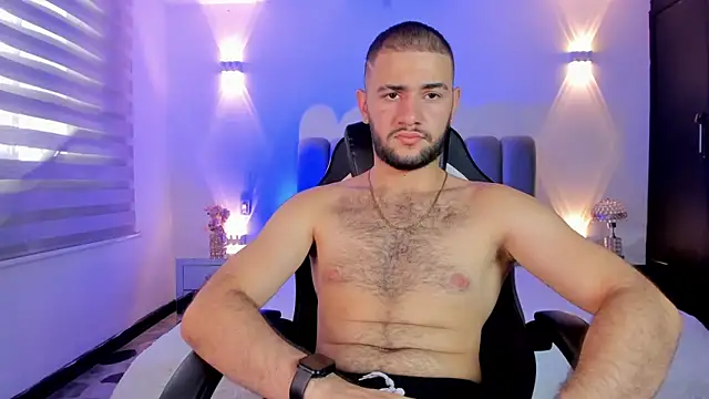 MaximusDick1  online show from 03/10/26, 12:53