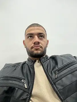 MaximusDick1  online show from 02/26/26, 12:05