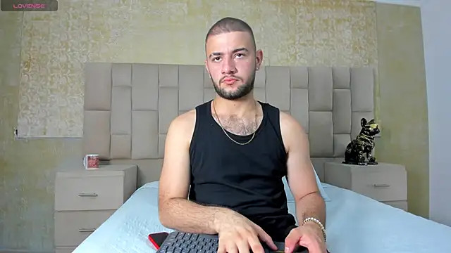 MaximusDick1  online show from 11/11/25, 03:12