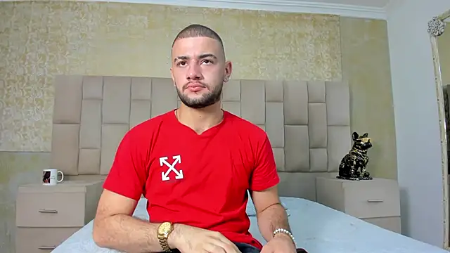 MaximusDick1  online show from 11/07/25, 03:44