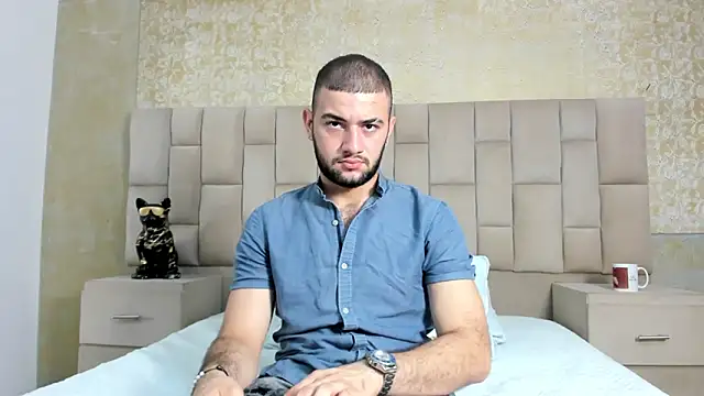 MaximusDick1  online show from 10/18/25, 03:52