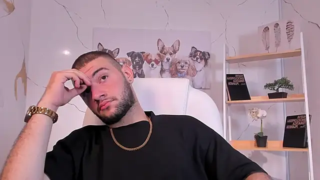 MaximusDick1  online show from 10/29/25, 04:22