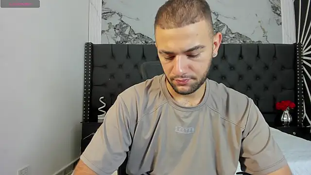 MaximusDick1  online show from 05/28/26, 12:11