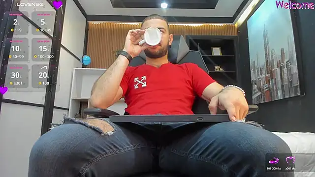 MaximusDick1  online show from 03/14/26, 12:44