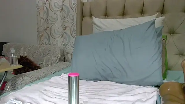 QUEENSHEBAxx01 online show from 02/26/26, 08:42