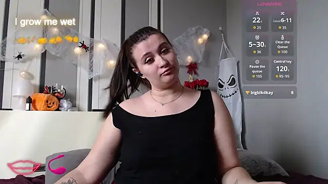 Jadelli online show from 10/15/25, 07:38
