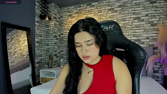 Snapshot of ariadna_milano chatting on 01/13/25, 12:56 ariadna milano online show from 01/13/25, 12:56