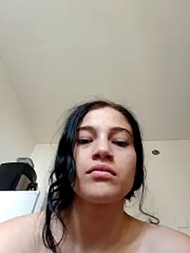 Virgin Pussy Love online show from 06/05/26, 12:44