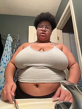 Snapshot of Ectorius chatting on 02/19/26, 01:08 Ectorius online show from 02/19/26, 01:08