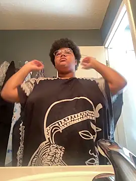 Snapshot of Ectorius chatting on 02/16/26, 05:00 Ectorius online show from 02/16/26, 05:00