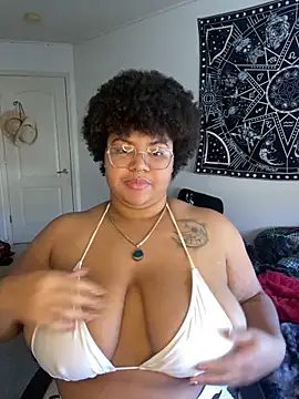 Snapshot of Ectorius chatting on 01/01/25, 06:38 Ectorius online show from 01/01/25, 06:38