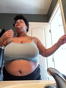 Snapshot of Ectorius chatting on 02/05/26, 04:58 Ectorius online show from 02/05/26, 04:58