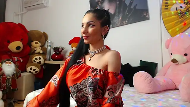 Snapshot of EvelynAisha chatting on 12/27/24, 04:54 EvelynAisha online show from 12/27/24, 04:54