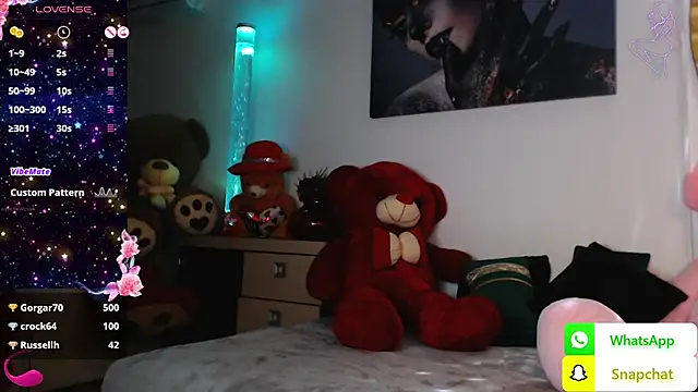 Snapshot of EvelynAisha chatting on 02/14/25, 03:58 EvelynAisha online show from 02/14/25, 03:58