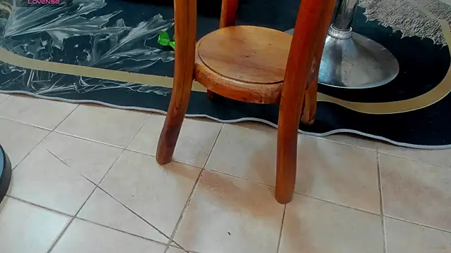 adhara hotter online show from 12/22/25, 09:04