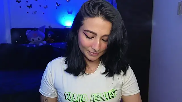 Pauilina online show from 11/15/25, 09:41