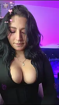 Pauilina online show from 10/27/25, 12:33