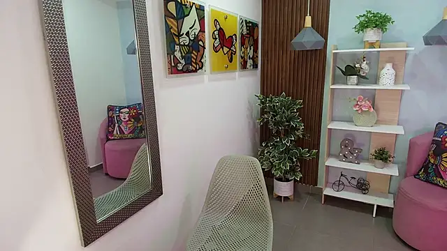 Dalila Sky online show from 12/14/25, 11:05