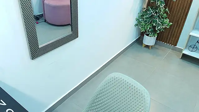 Dalila Sky online show from 10/11/25, 06:20