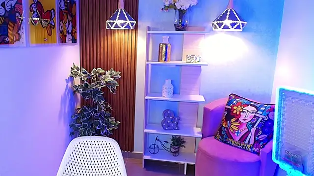 Dalila Sky online show from 10/17/25, 06:10