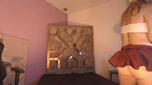 Snapshot of BRITHANY_SPARK chatting on 12/02/25, 03:52 BRITHANY SPARK online show from 12/02/25, 03:52