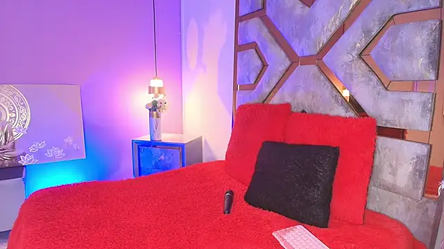 Snapshot of BRITHANY_SPARK chatting on 11/23/25, 03:49 BRITHANY SPARK online show from 11/23/25, 03:49