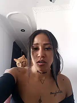 devi black13  online show from 01/29/25, 07:53